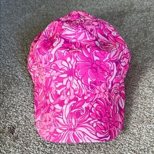 Lilly Pulitzer run around hat. Excellent condition